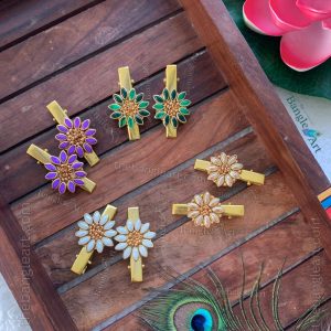 Elegant Alligator Hair Clip